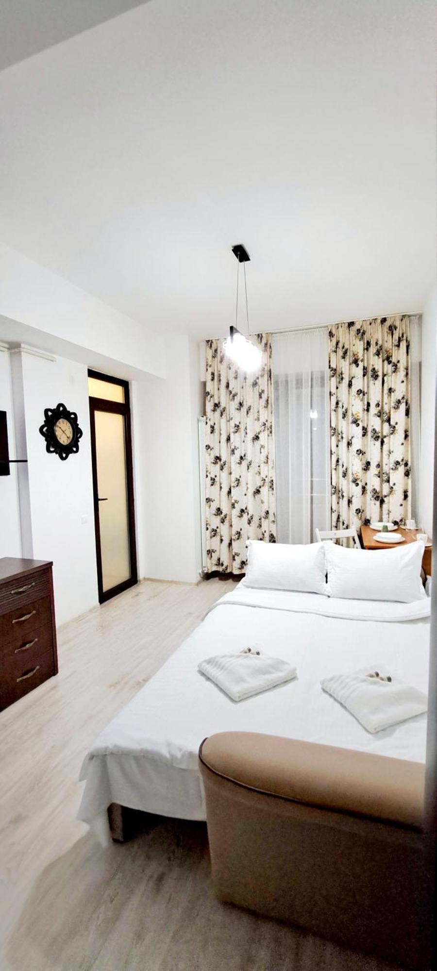 Isabell Home Iasi Esterno foto