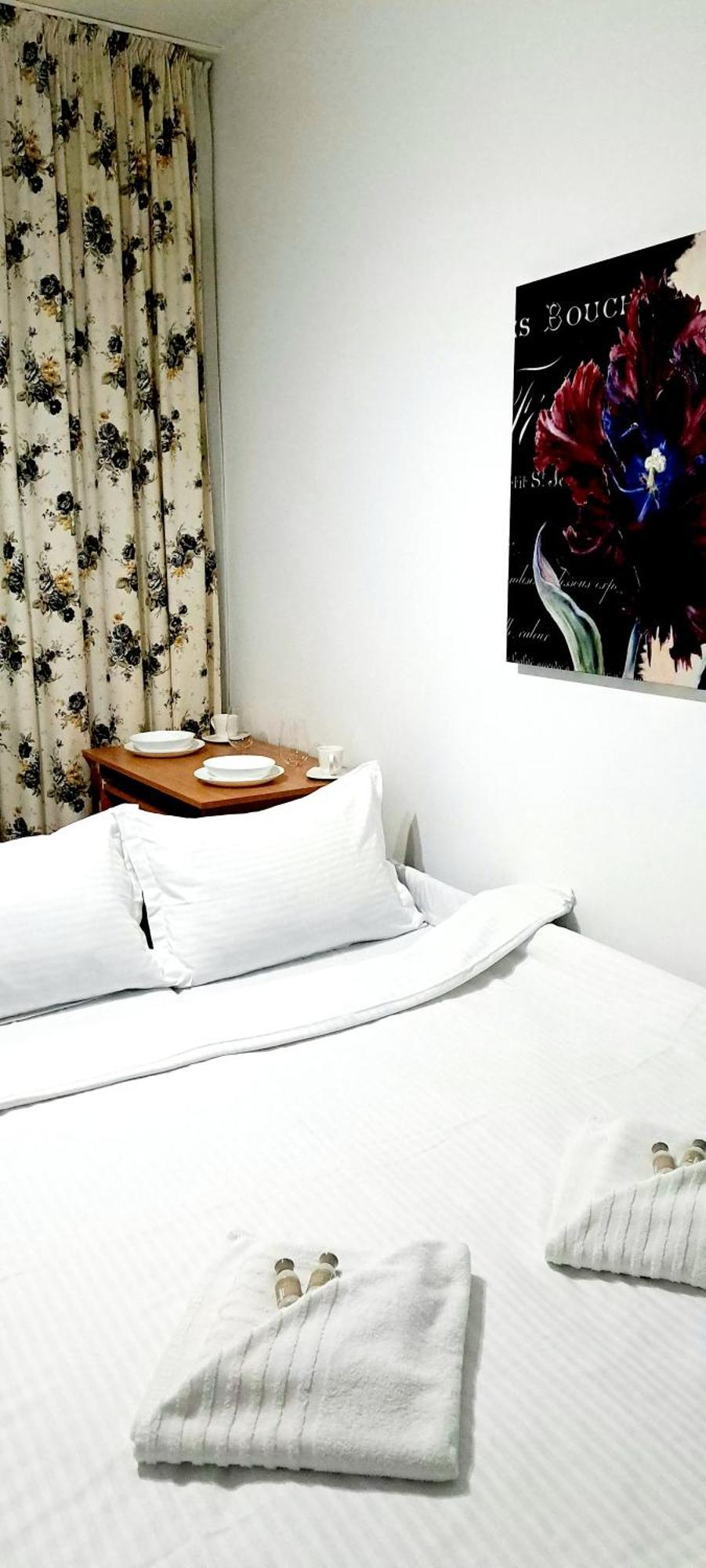 Isabell Home Iasi Esterno foto